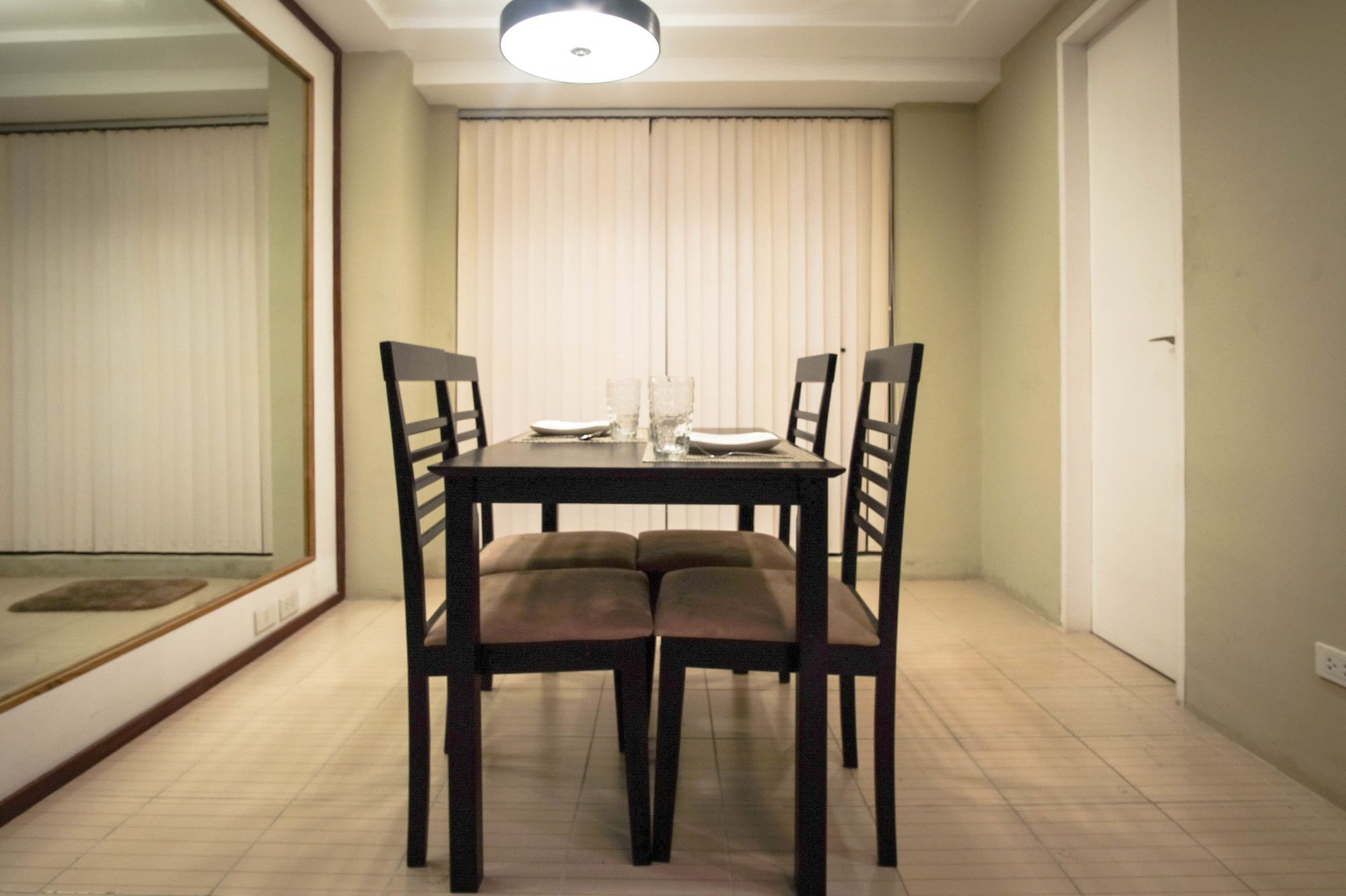Persimmon by SR Vacation Rental