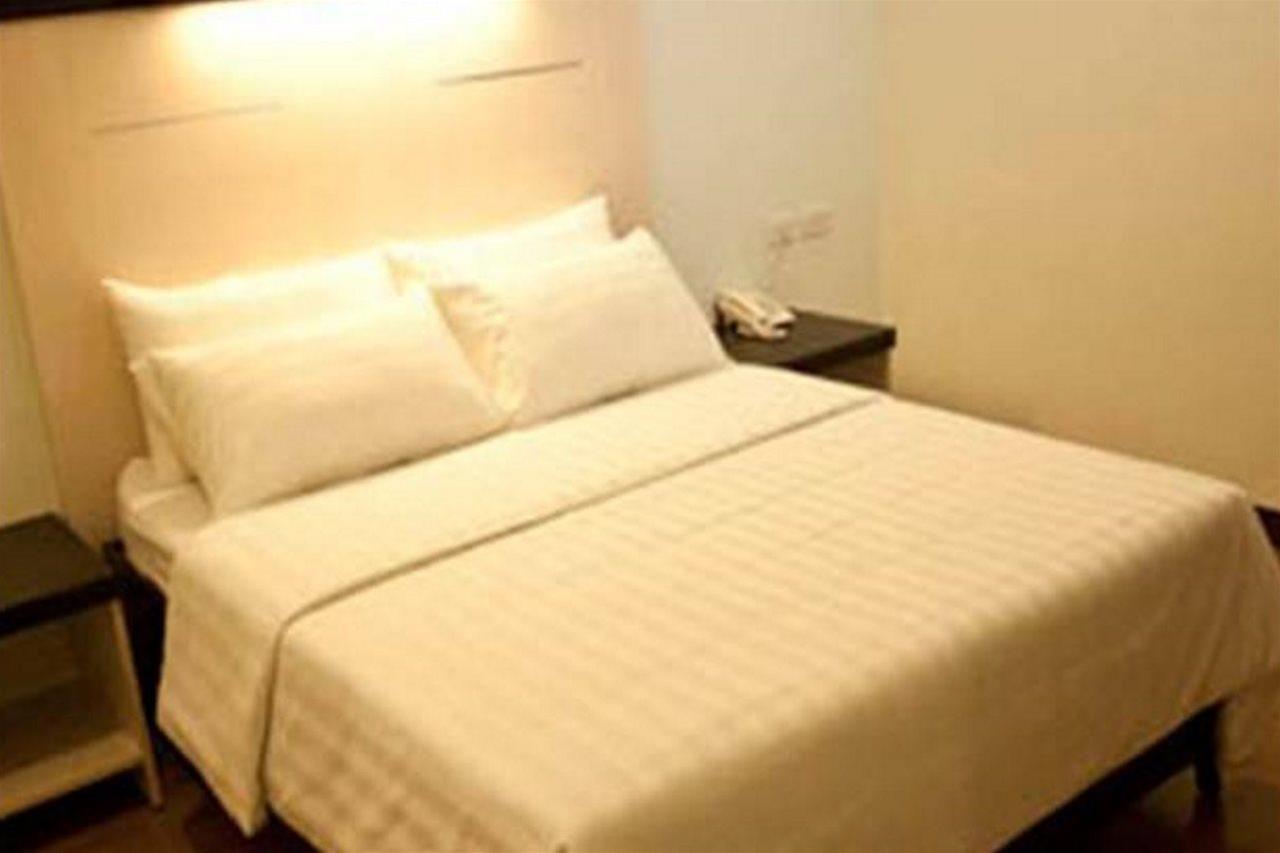 Sugbutel Family Hotel