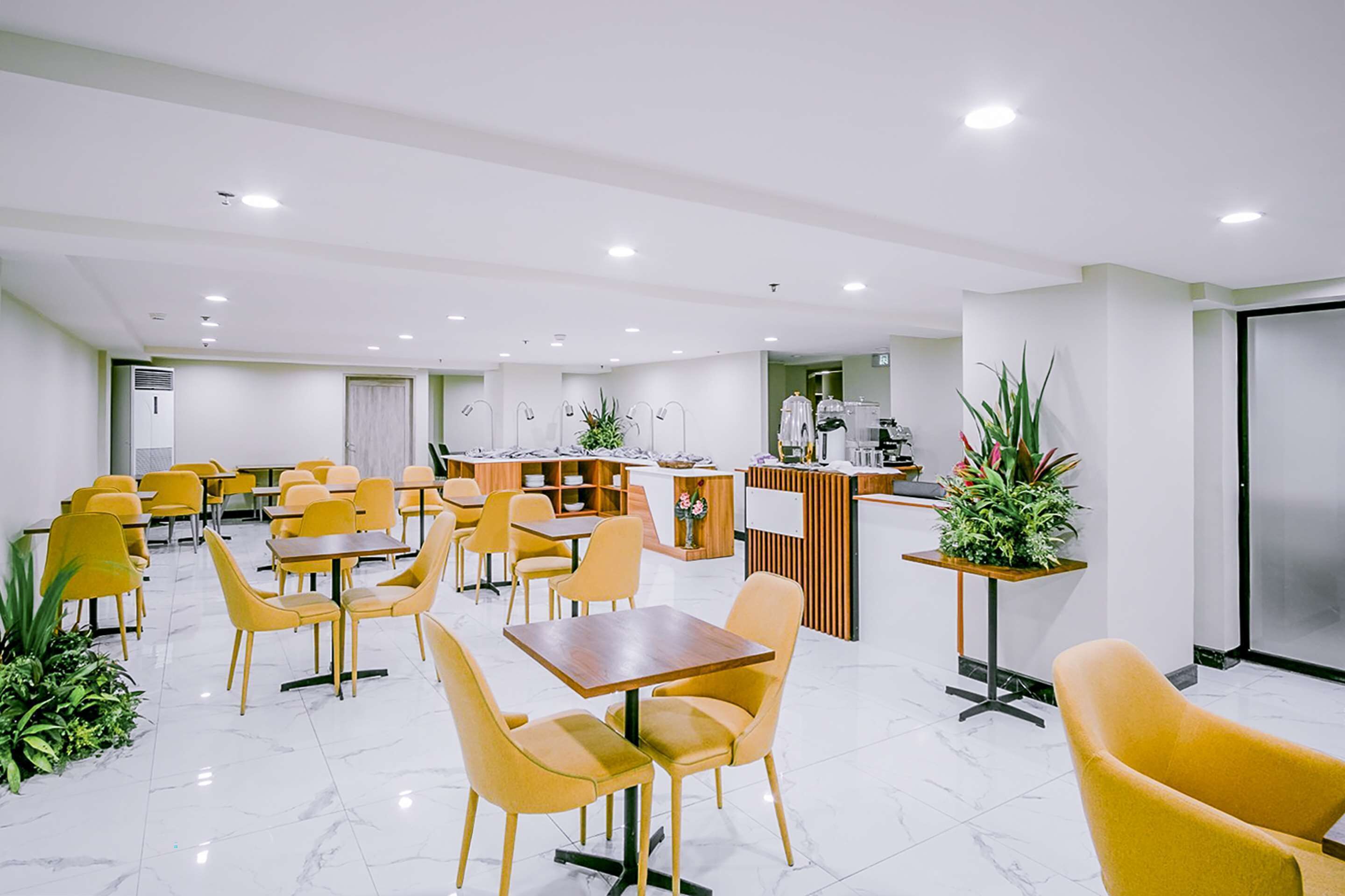 SureStay Plus by Best Western Cebu City