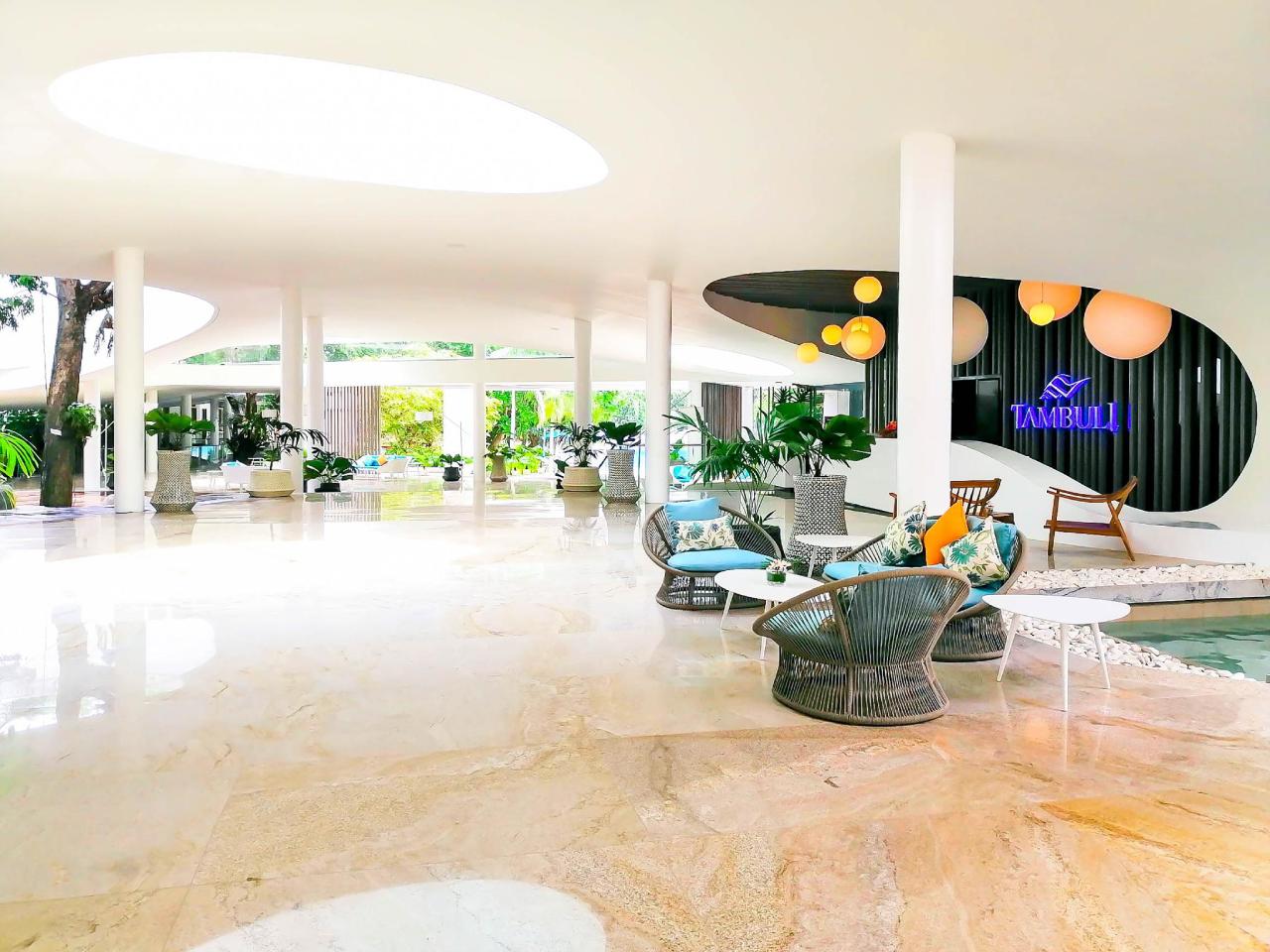 Tambuli Seaside Resort & Spa