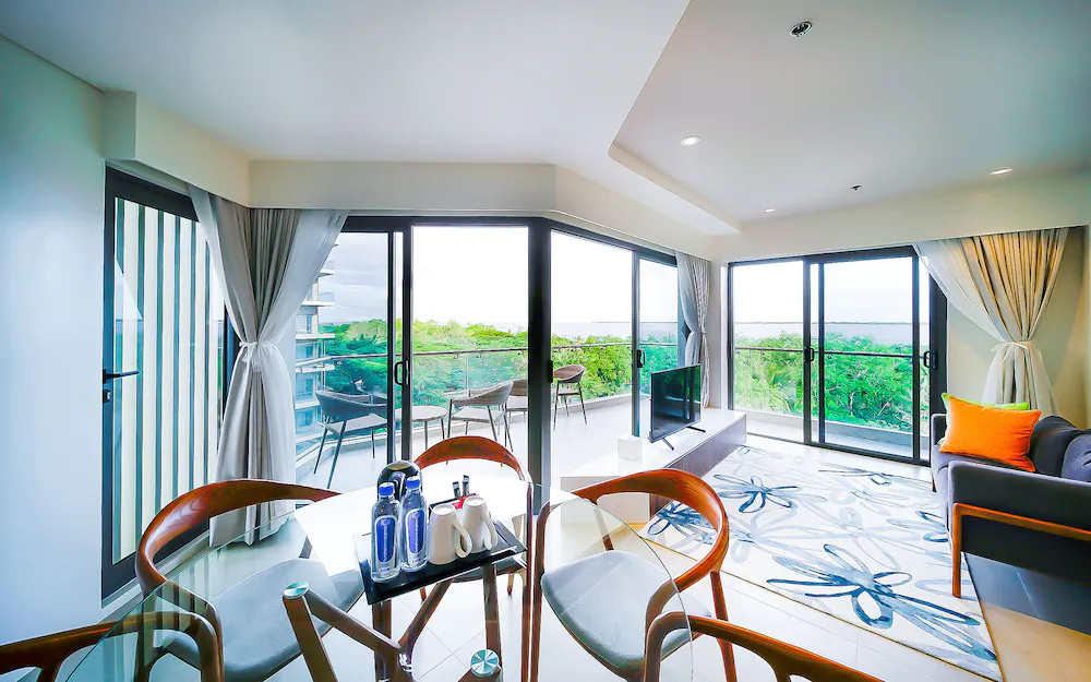 Tambuli Seaside Resort & Spa