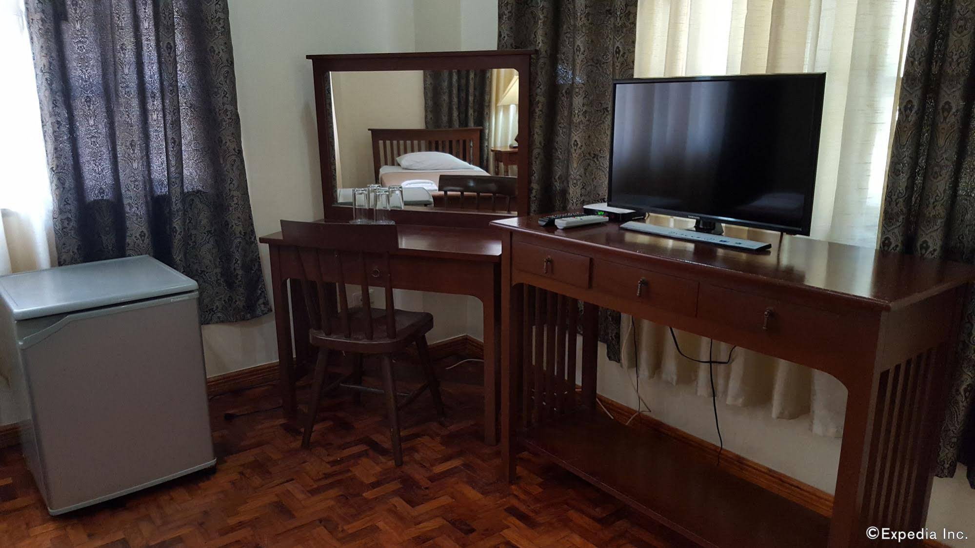 La Planta Hotel and Restaurant, Inc.