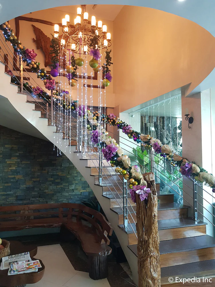 GAP Plaza Hotel