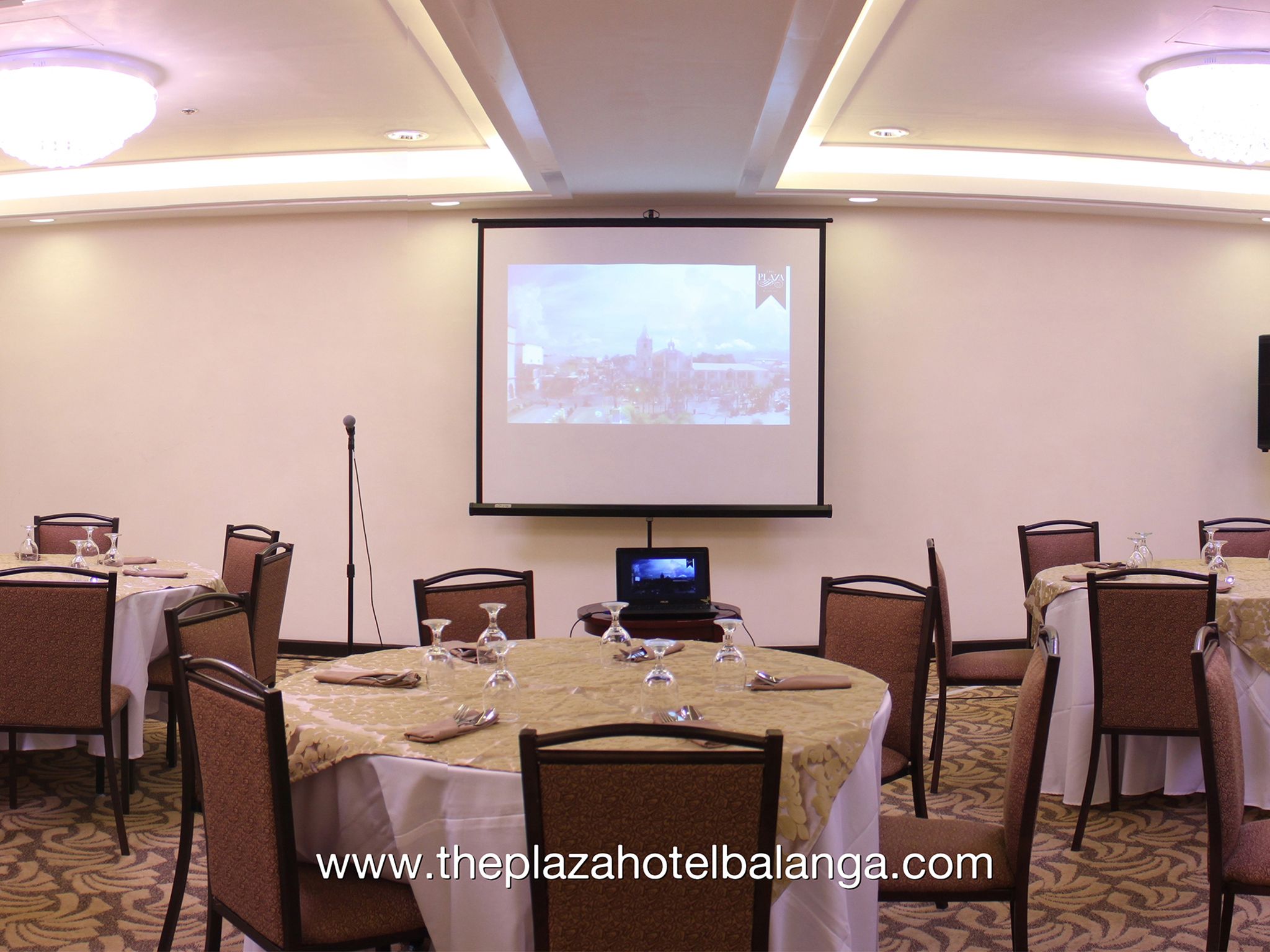 The Plaza Hotel - Balanga