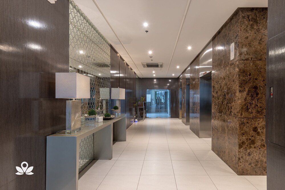 Currency Serviced Suites by Zen Rooms