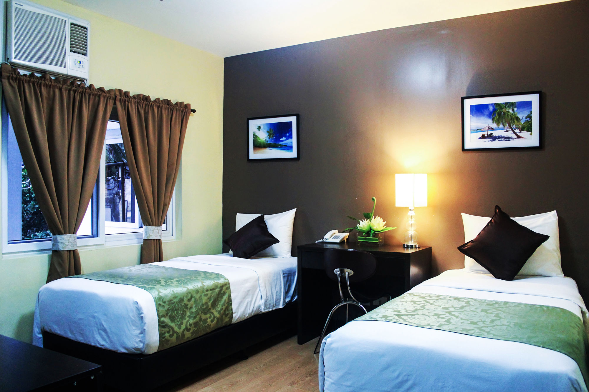 The Studio 18 Residences