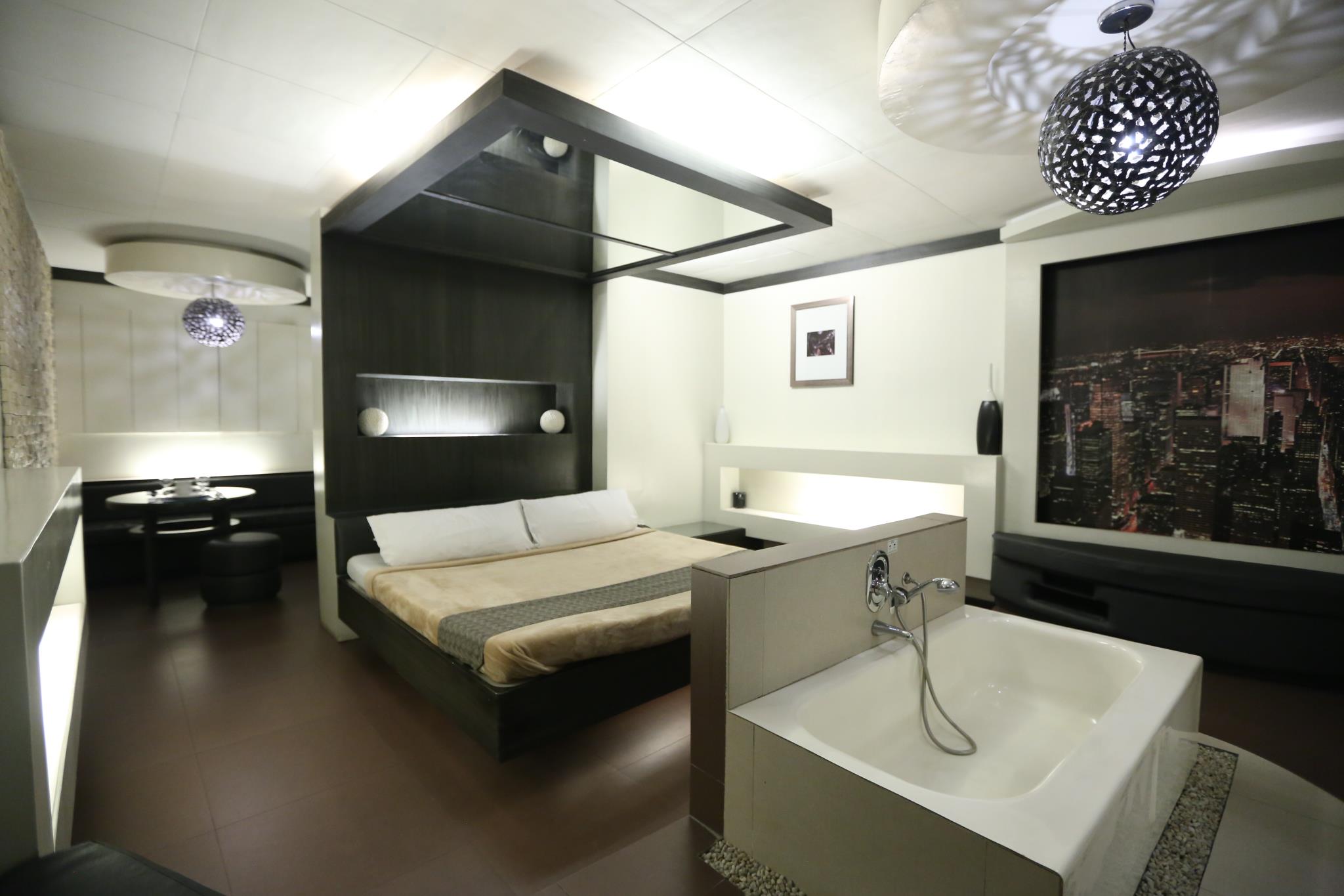 Victoria Court Suites