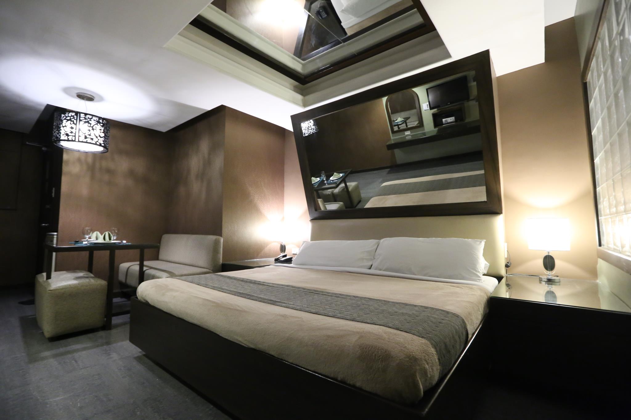 Victoria Court Suites