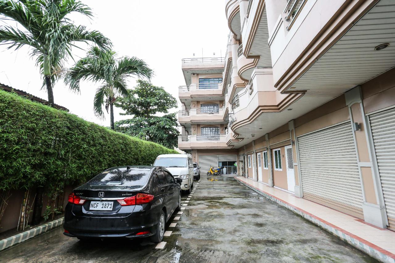 A&B Complex by OYO Rooms