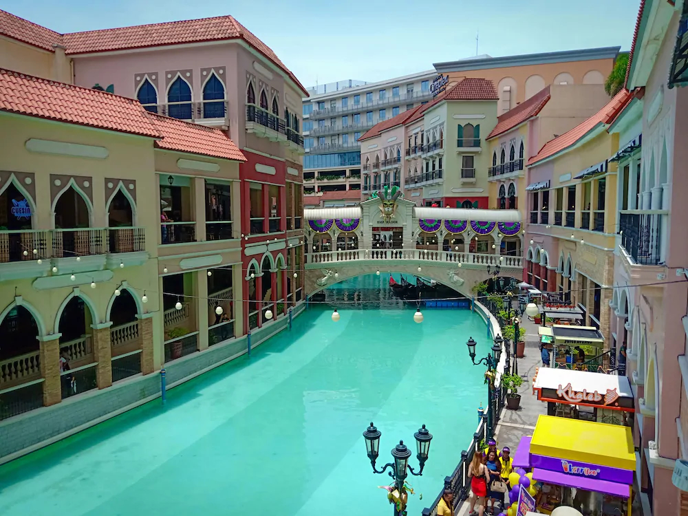 Grace at Mckinley Hill Global City