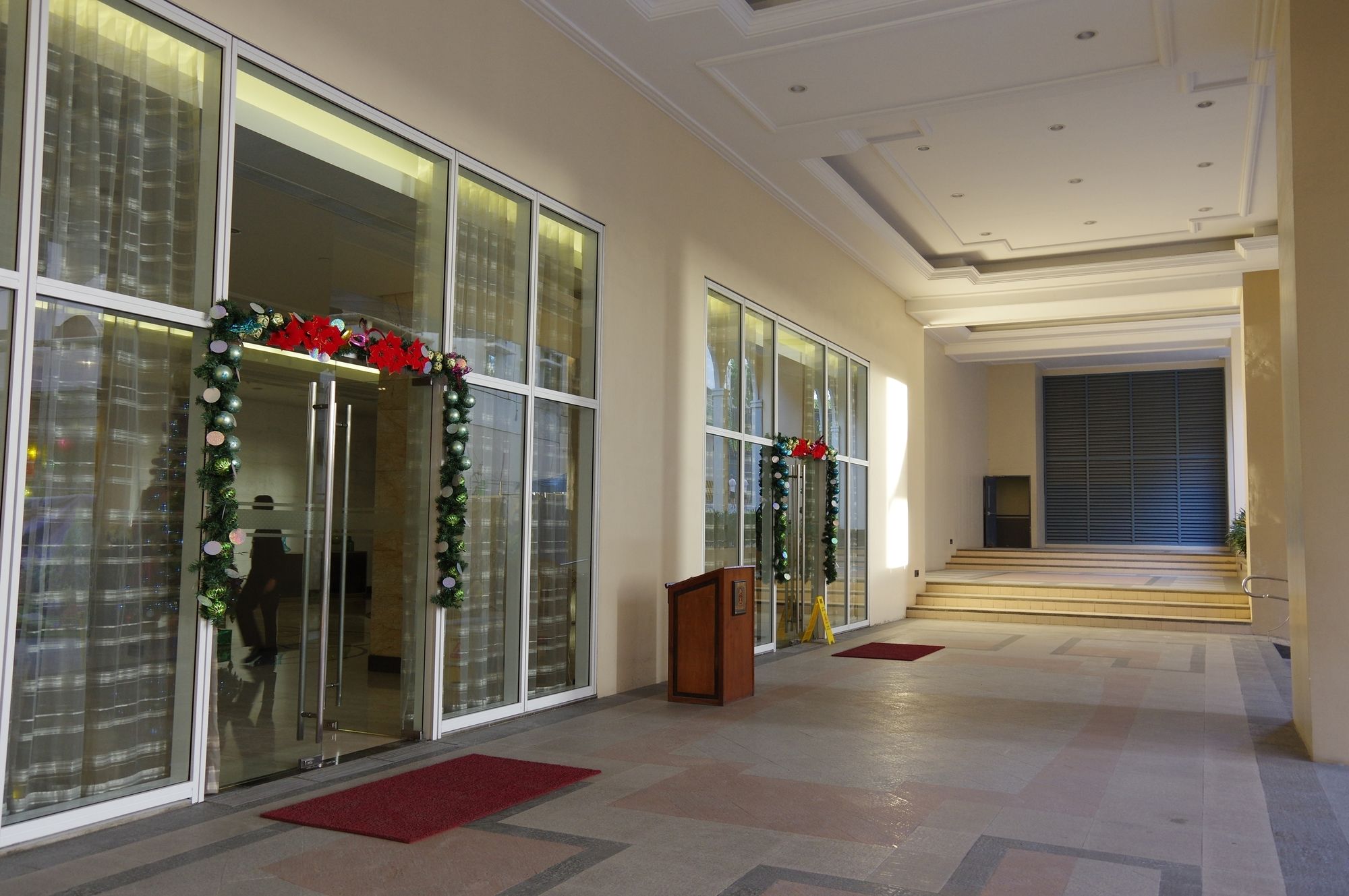 LUXE In Venice - The Venice Residences