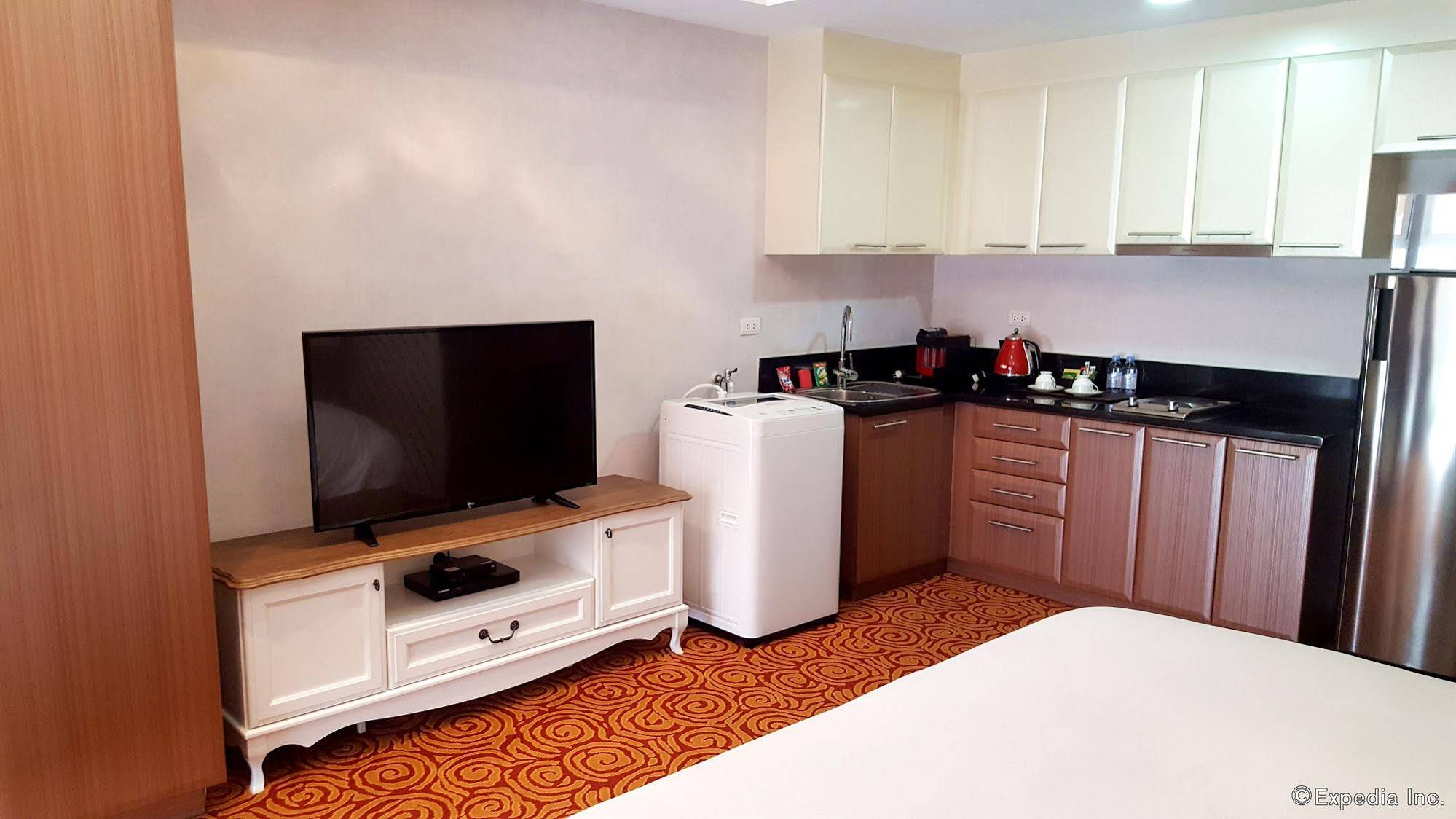MaxStays - Max Pavilion @ The Venice Residences