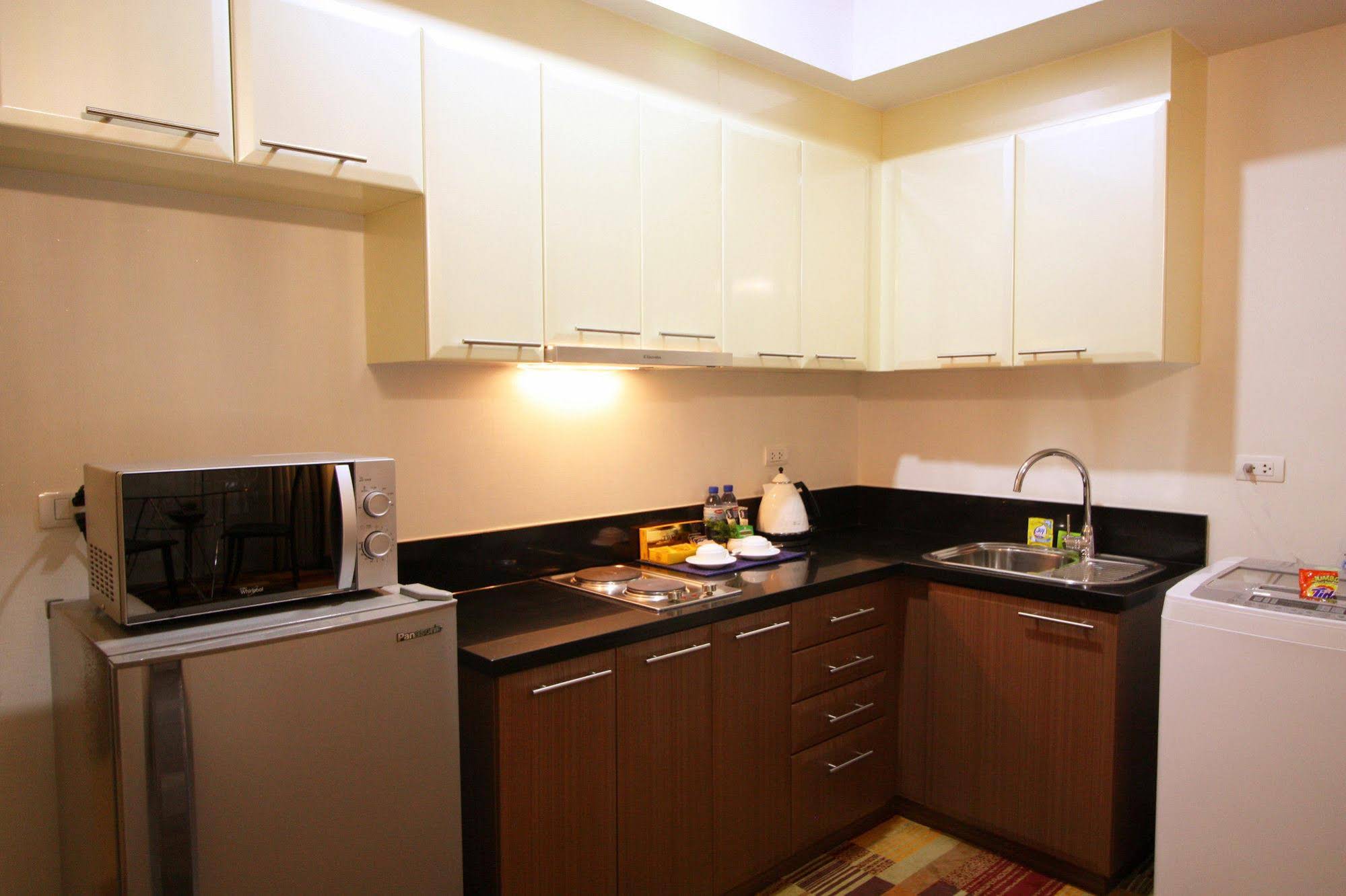 MaxStays - Max Pavilion @ The Venice Residences