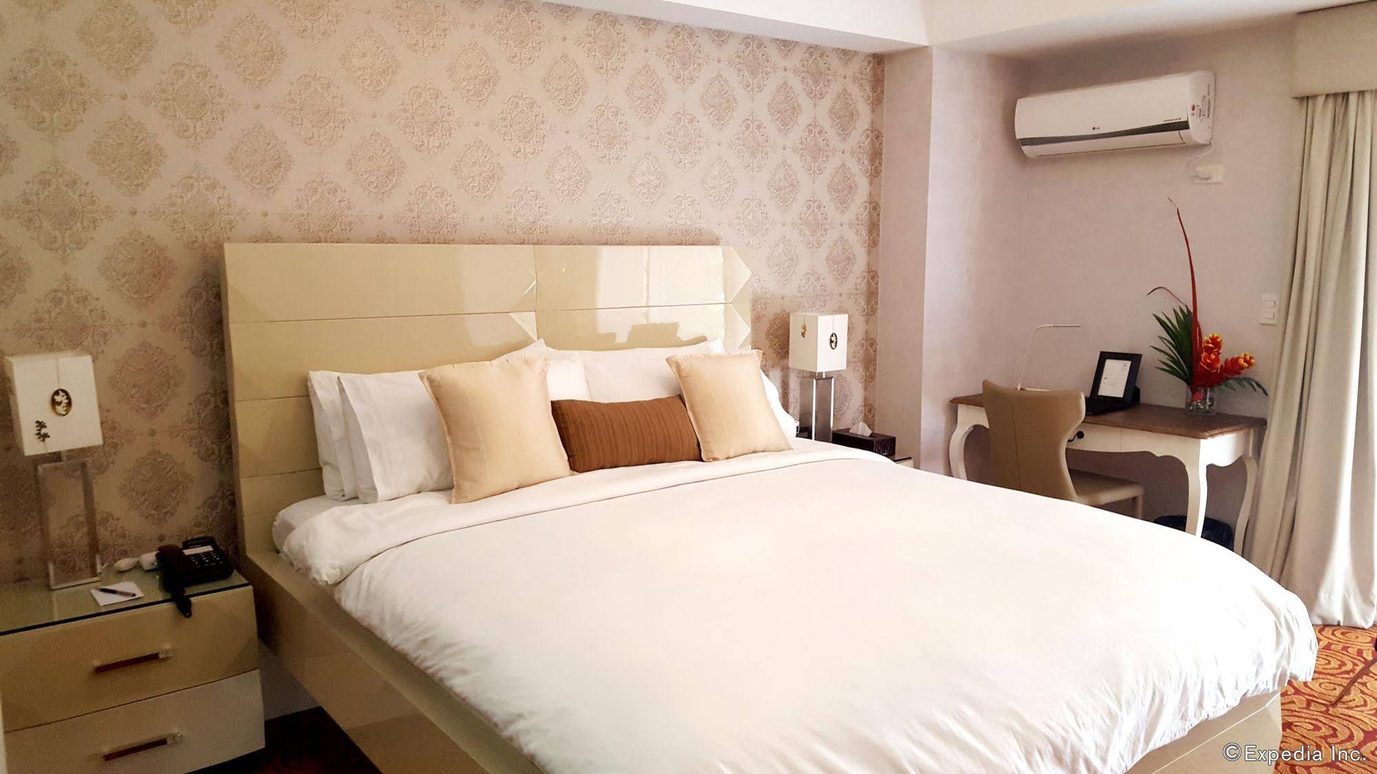 MaxStays - Max Pavilion @ The Venice Residences