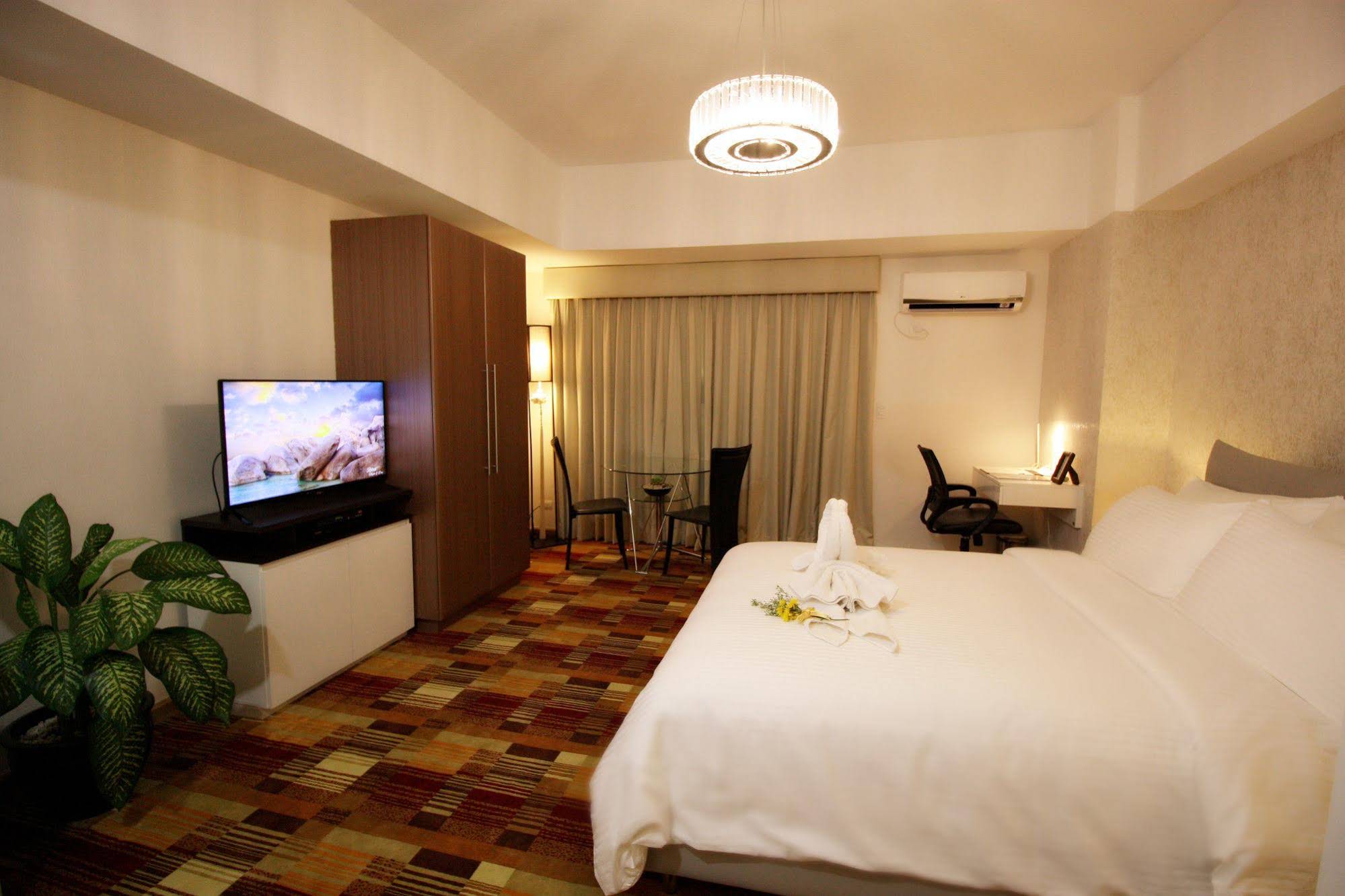 MaxStays - Max Pavilion @ The Venice Residences