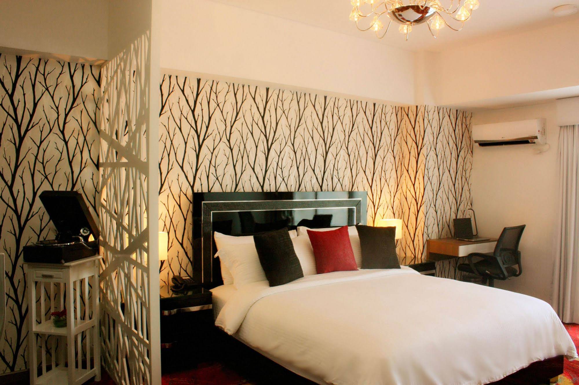MaxStays - Max Pavilion @ The Venice Residences