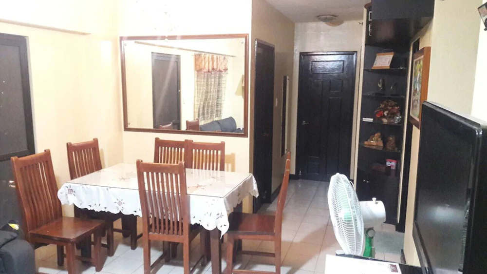 Migz N Tons Place At Cypress Towers