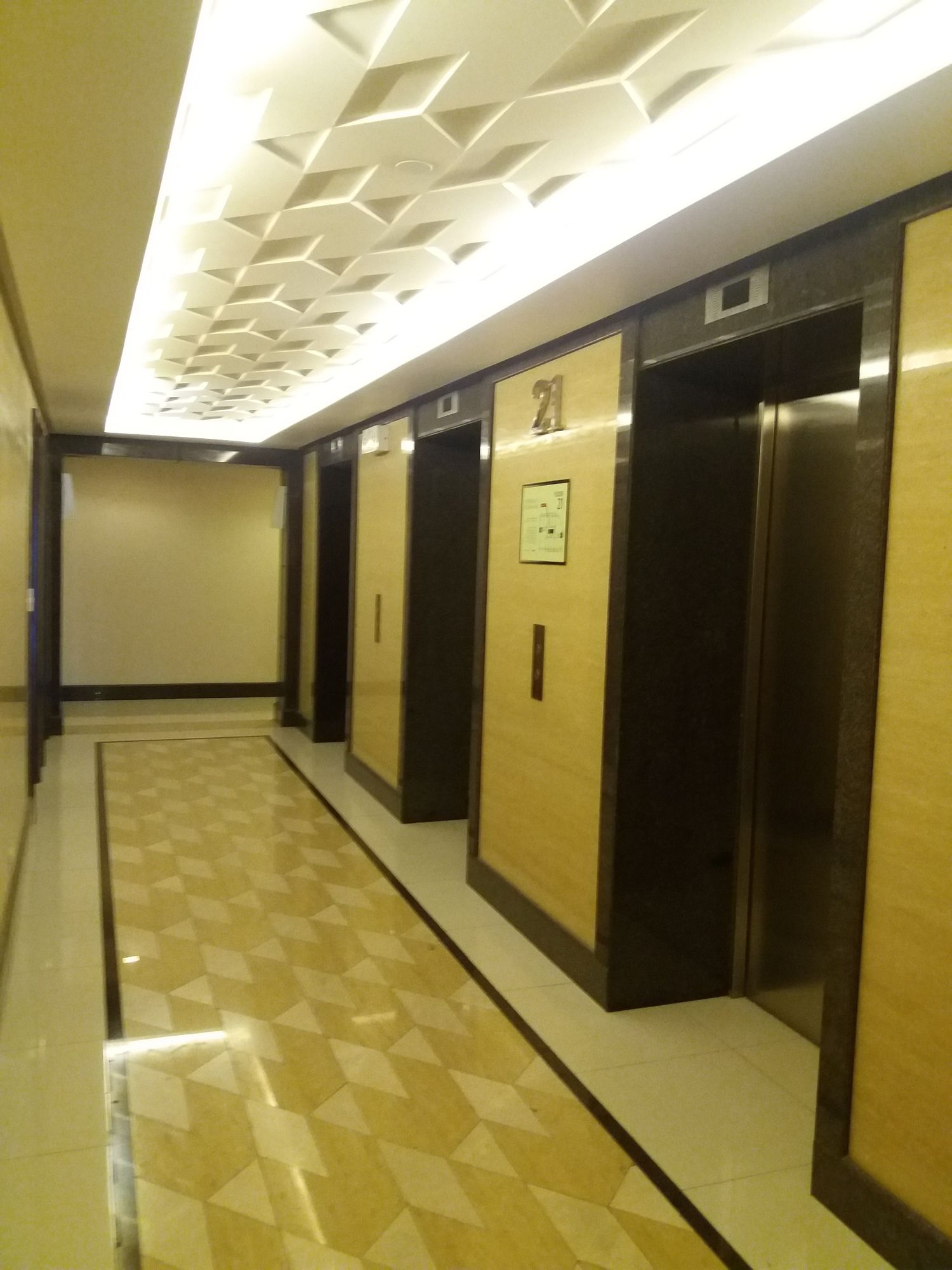 Private Residence @ McKinley Hill