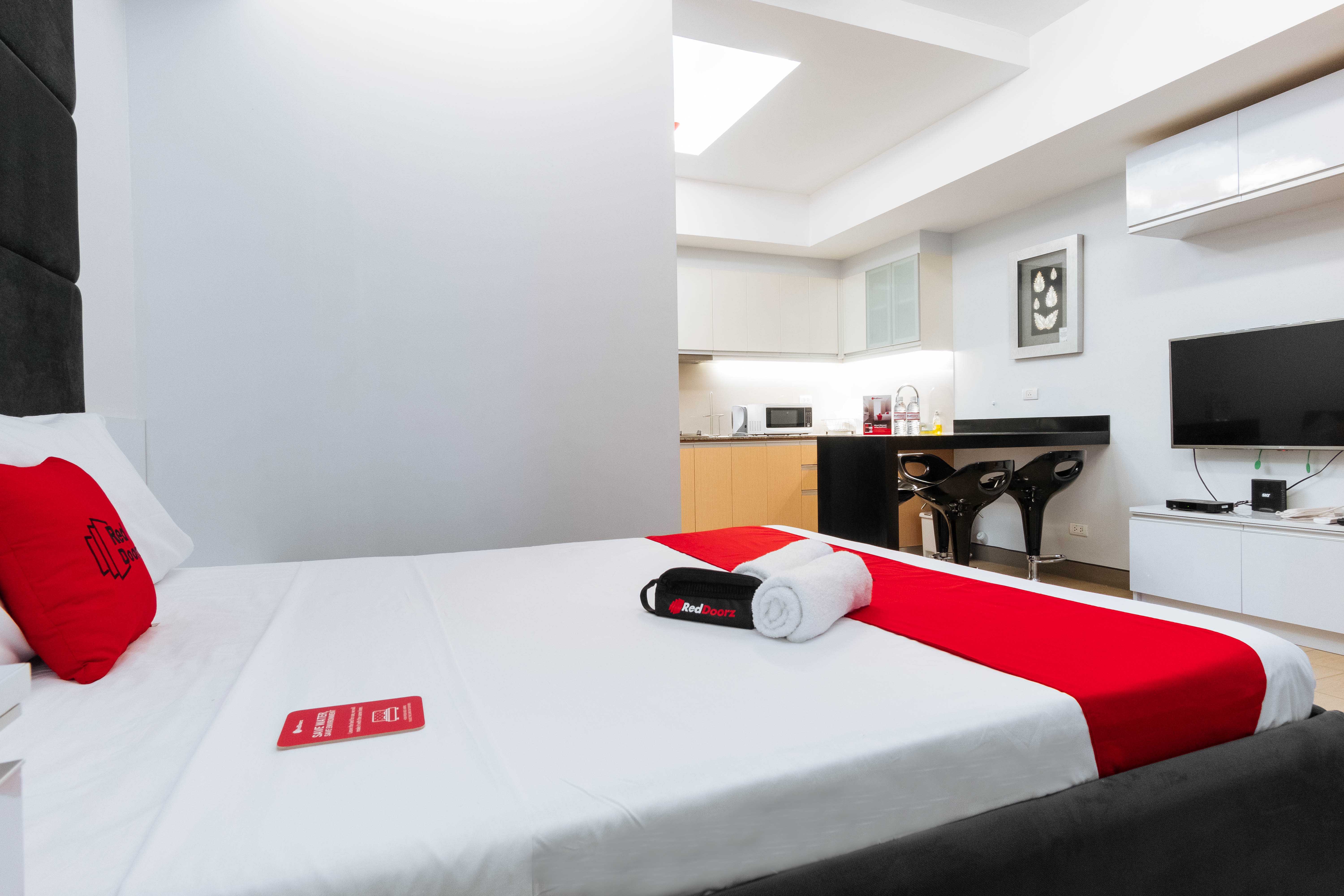 The Venice Luxury Residences by RedDoorz