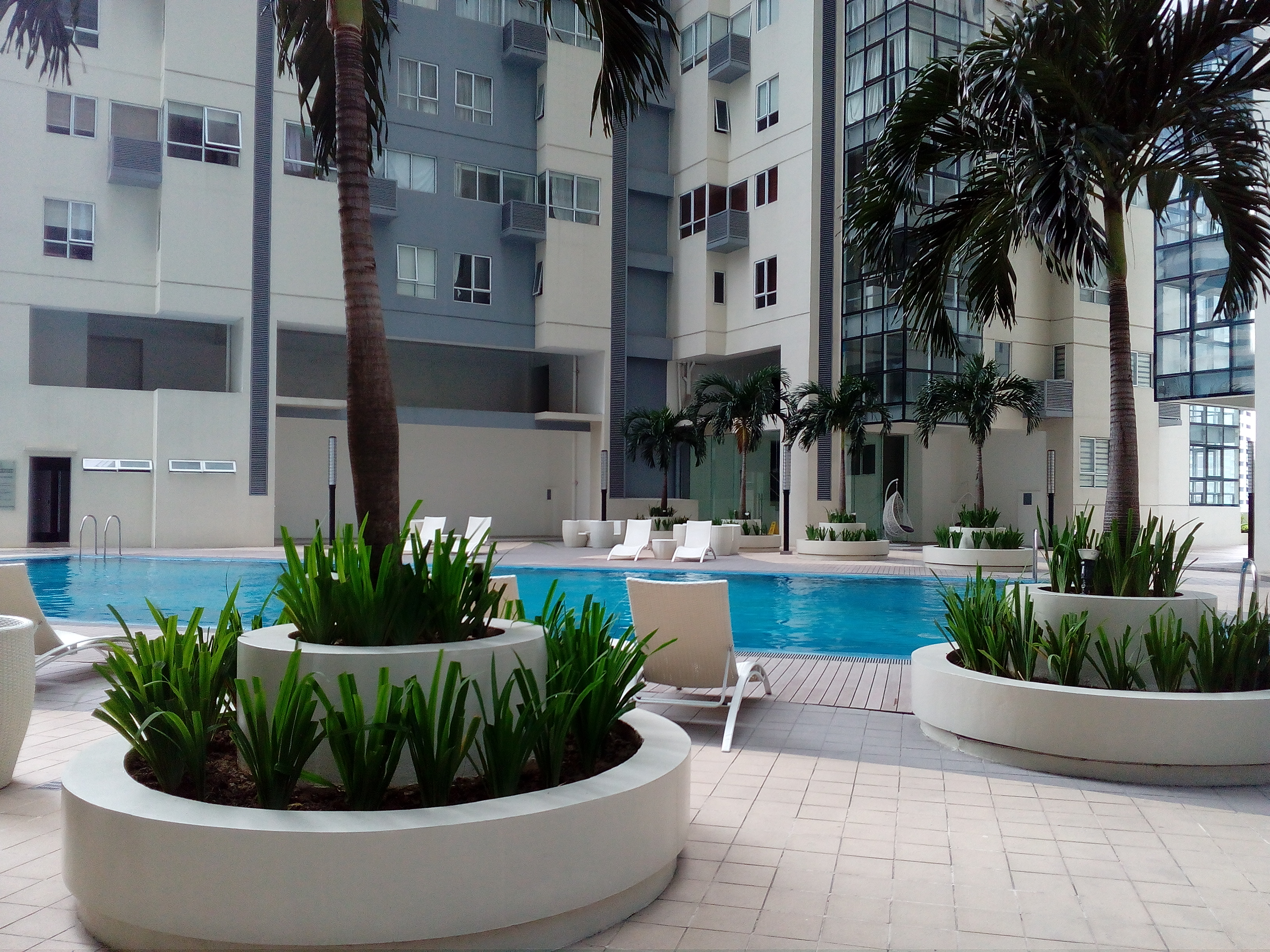 Victoria SOHO Suites