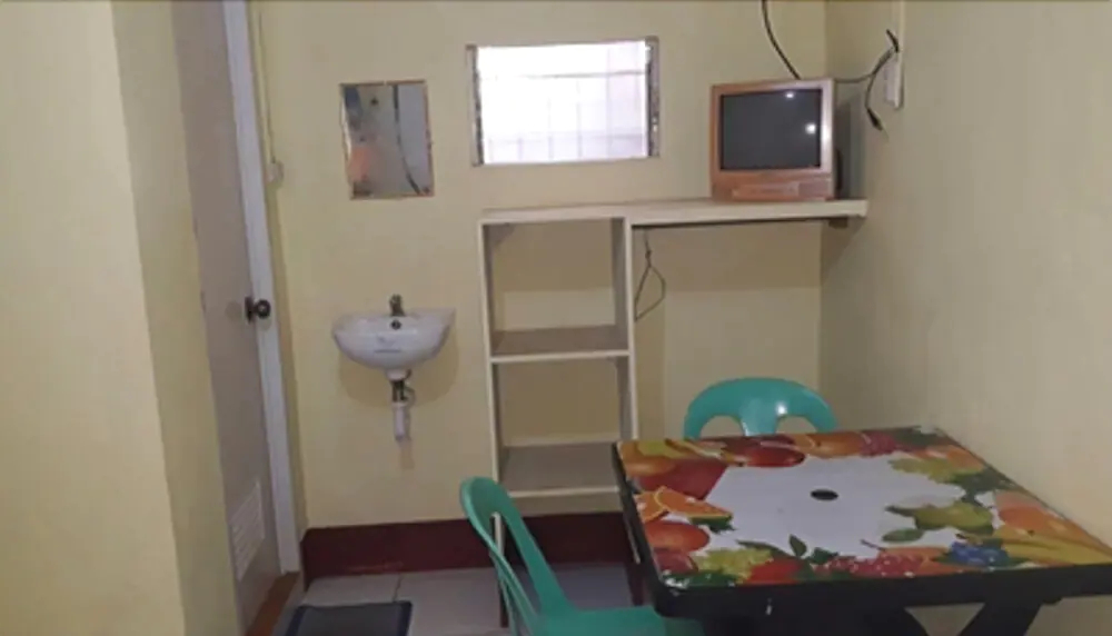 EG Rusiana Boarding House