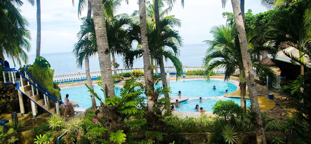 Estaca Bay Gardens Conference Resort