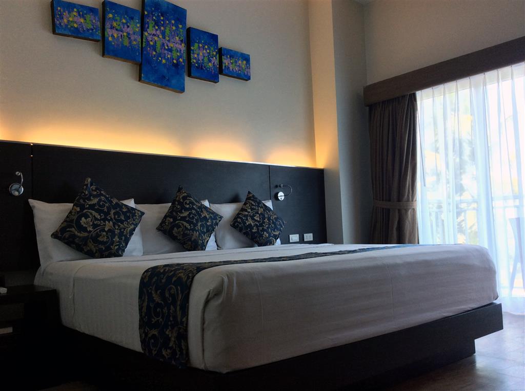 Solea Seaview Resort