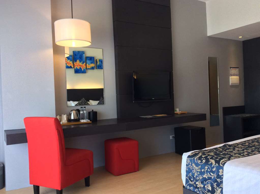 Solea Seaview Resort