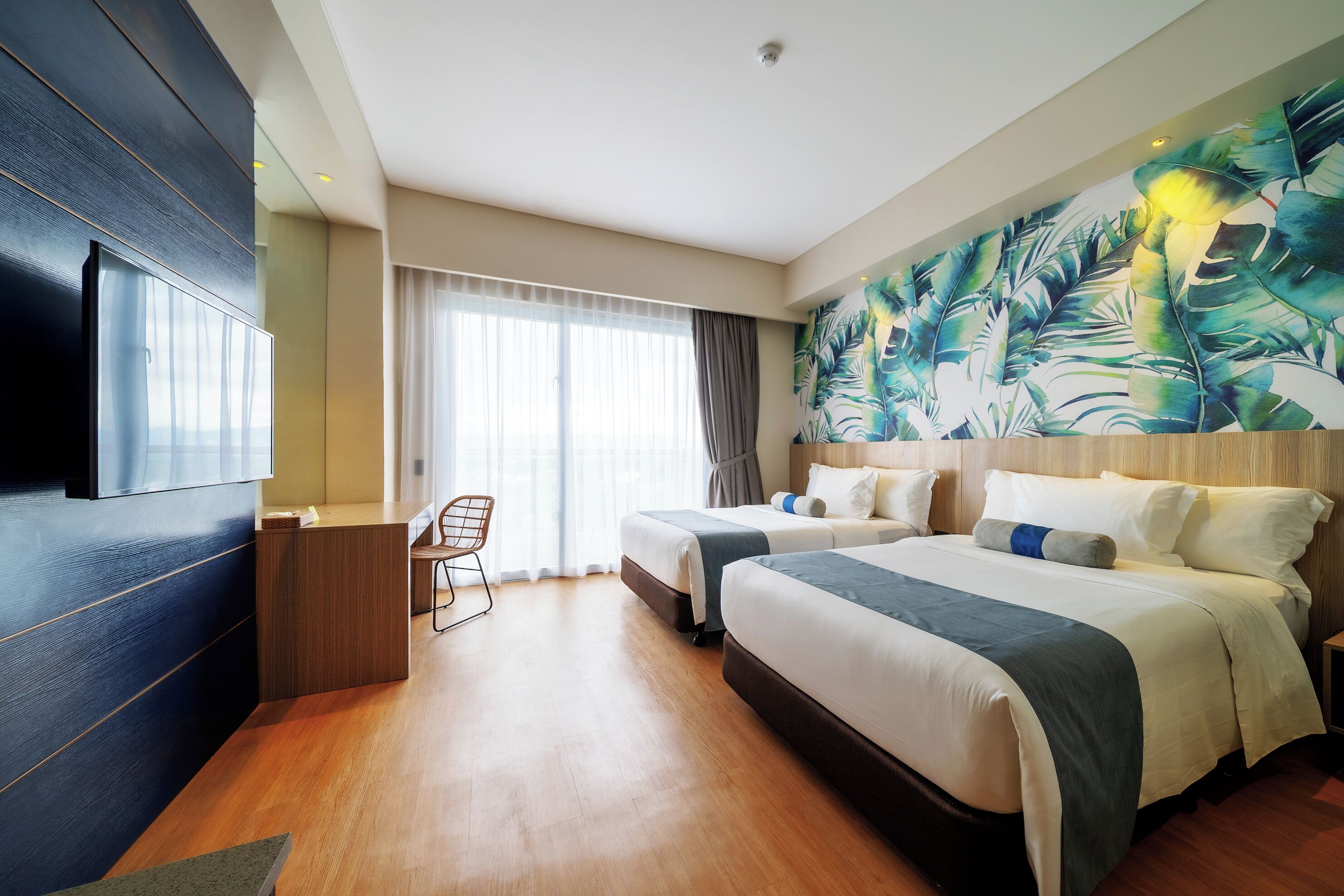 Solea Palm Mactan Resort