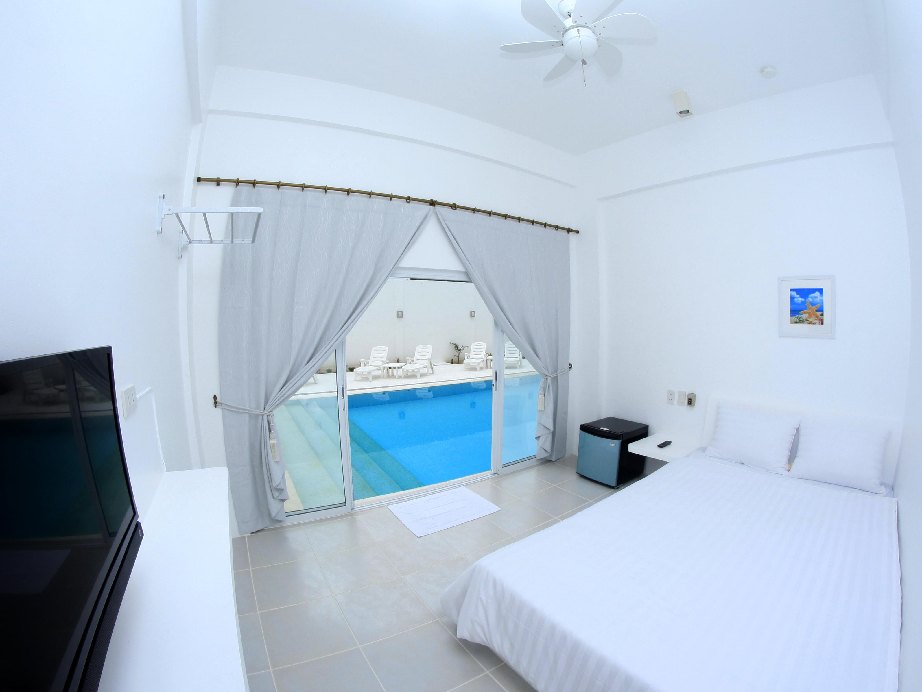 Bluewave Hotel