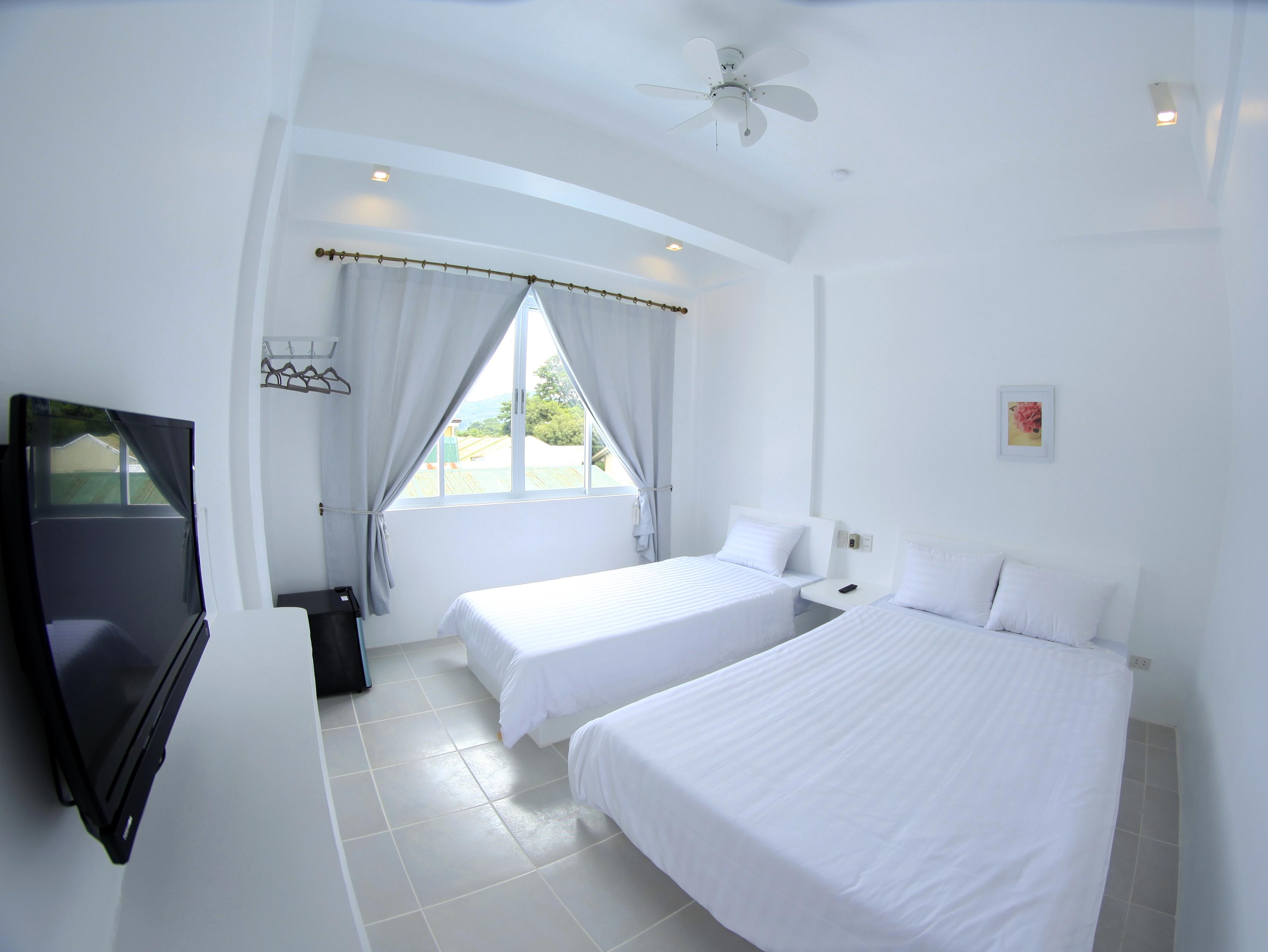 Bluewave Hotel