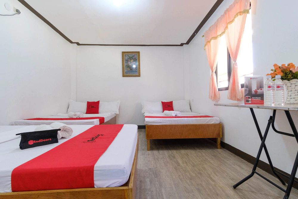 Cebuano Lodge by RedDoorz