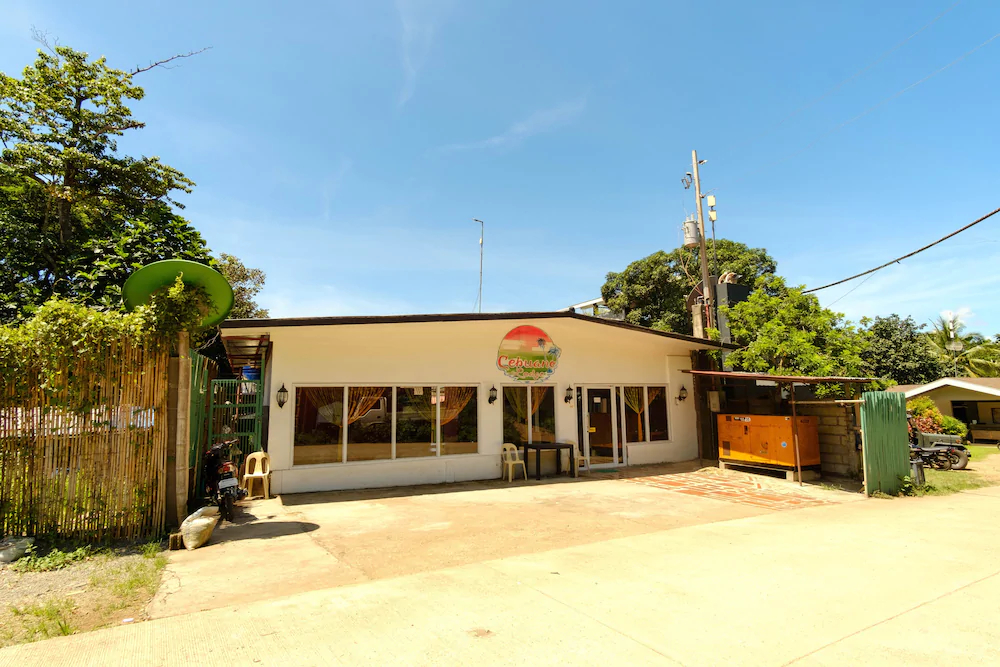 Cebuano Lodge by RedDoorz