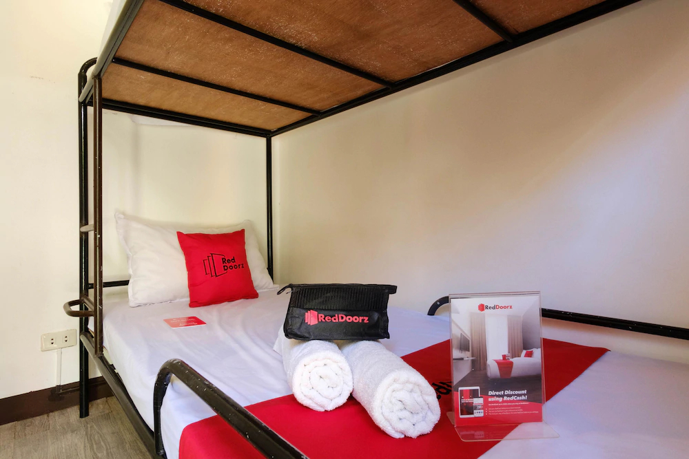 Cebuano Lodge by RedDoorz