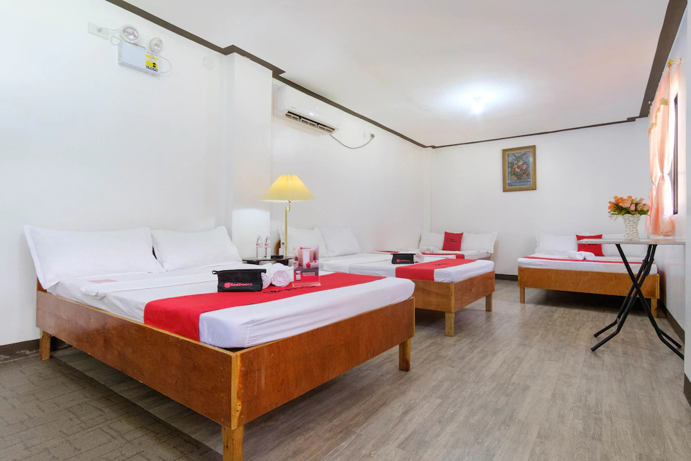 Cebuano Lodge by RedDoorz