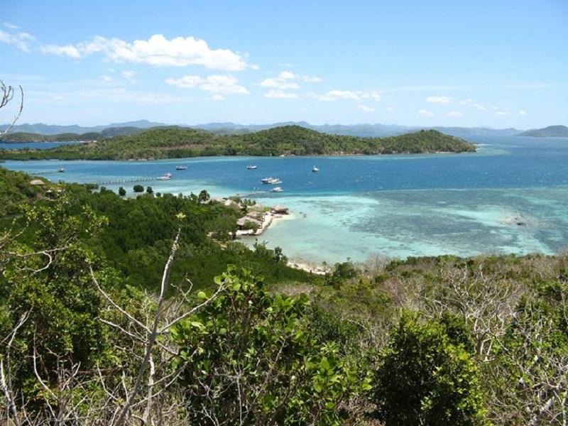Coral Bay Beach and Dive Resort