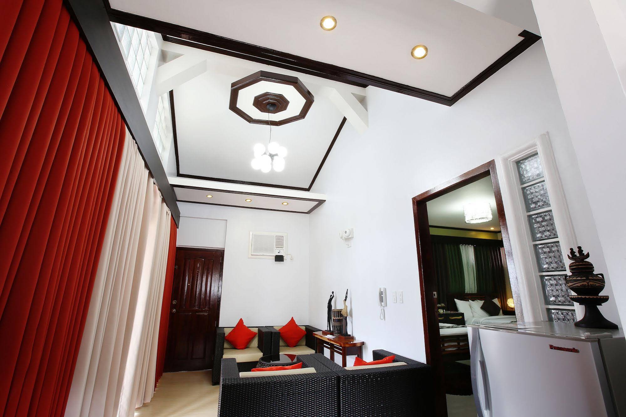 Coron Bancuang Mansion