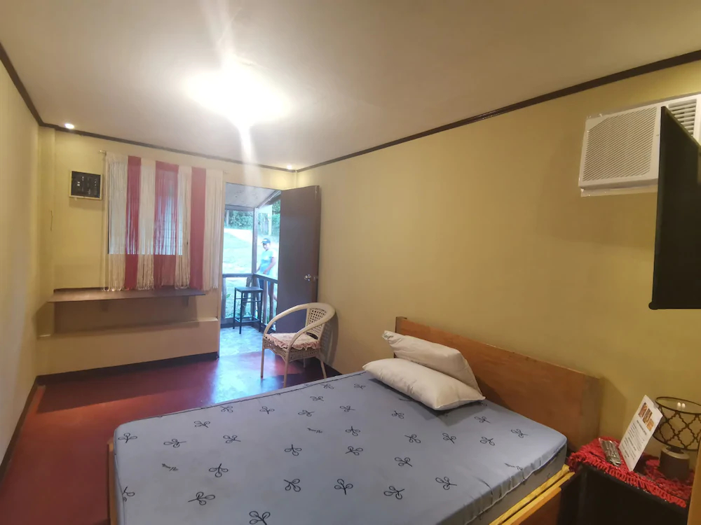 Coron Nature Lodge