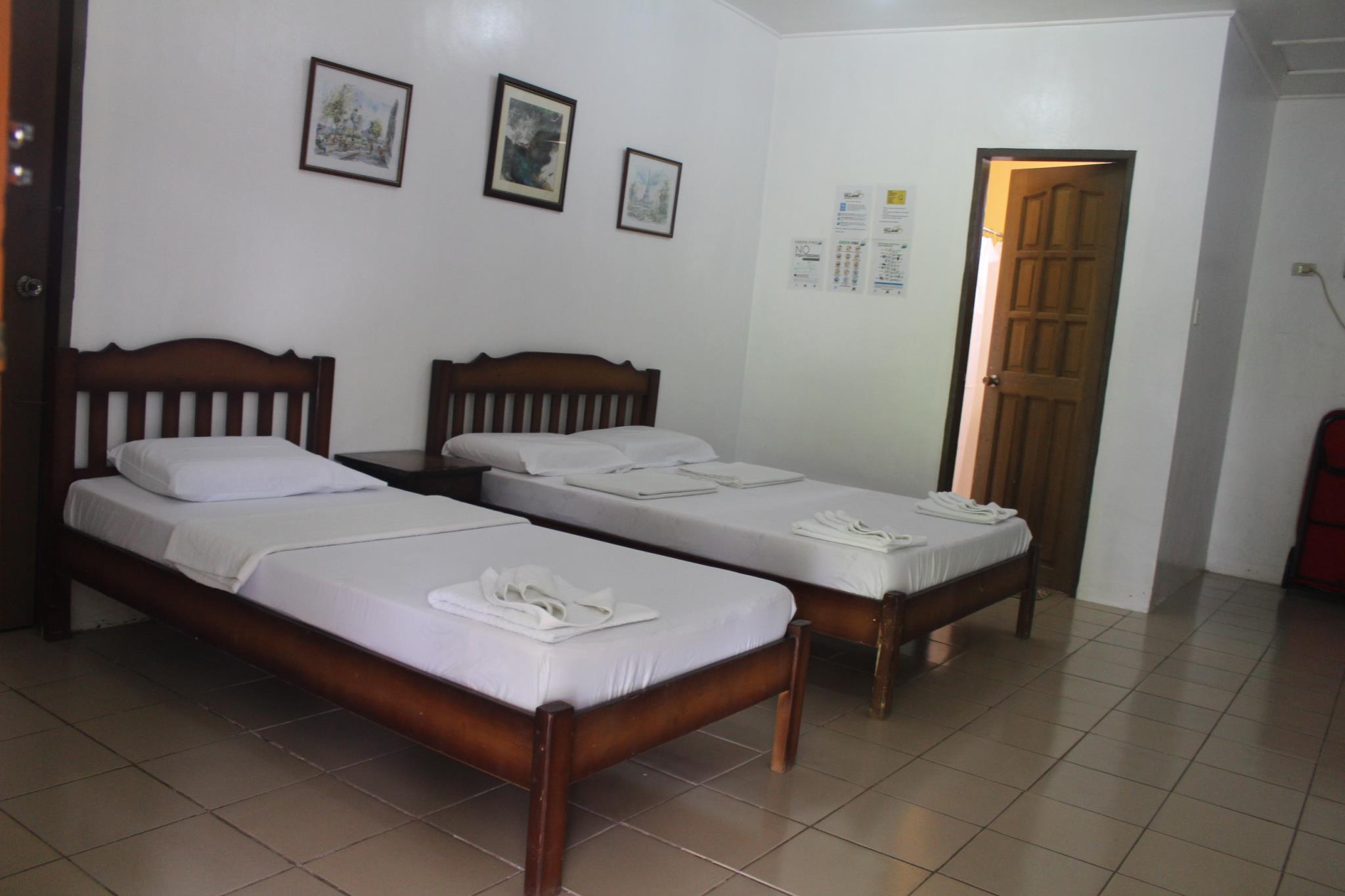 Coron Village Lodge