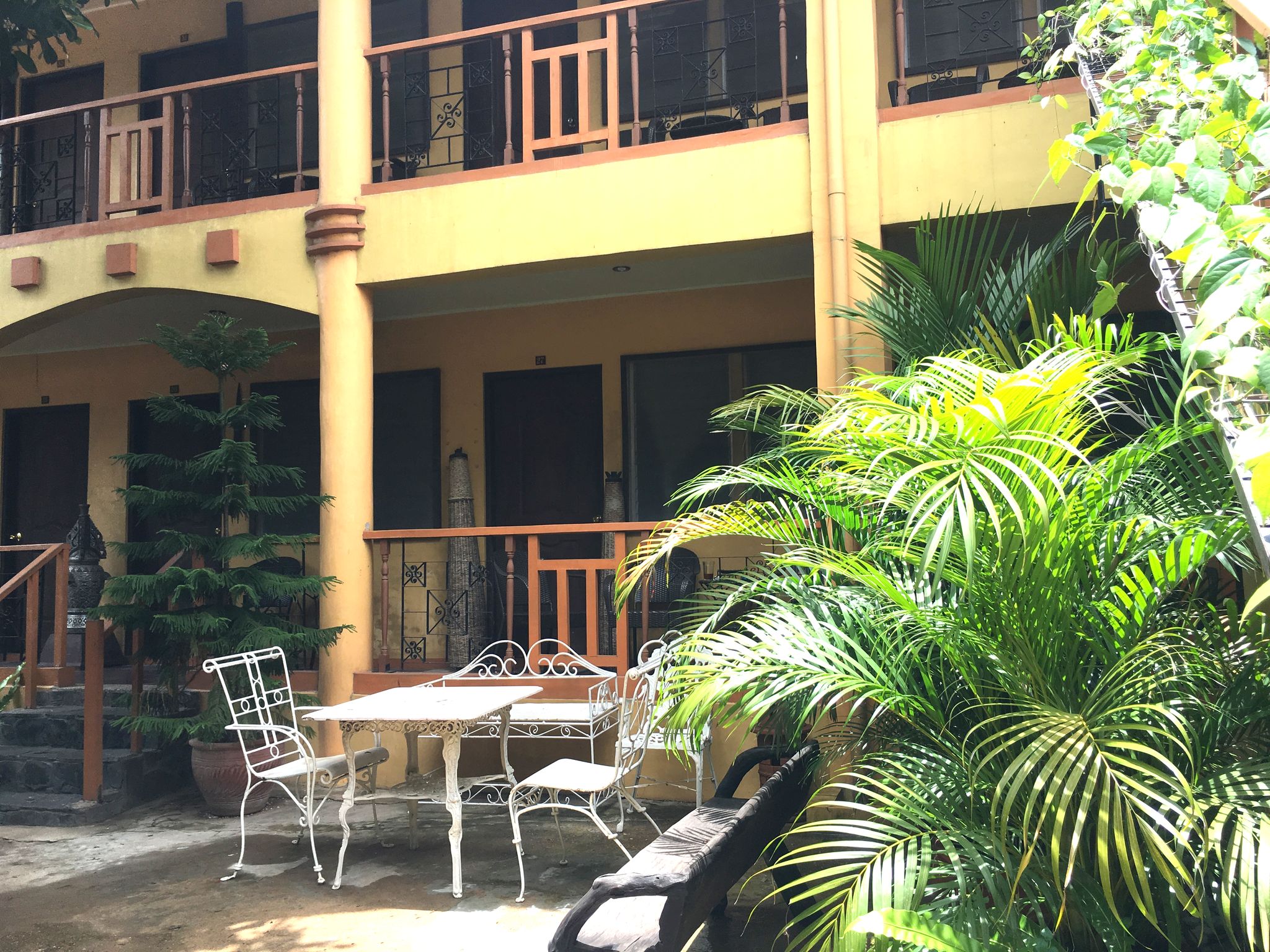 Darayonan Lodge