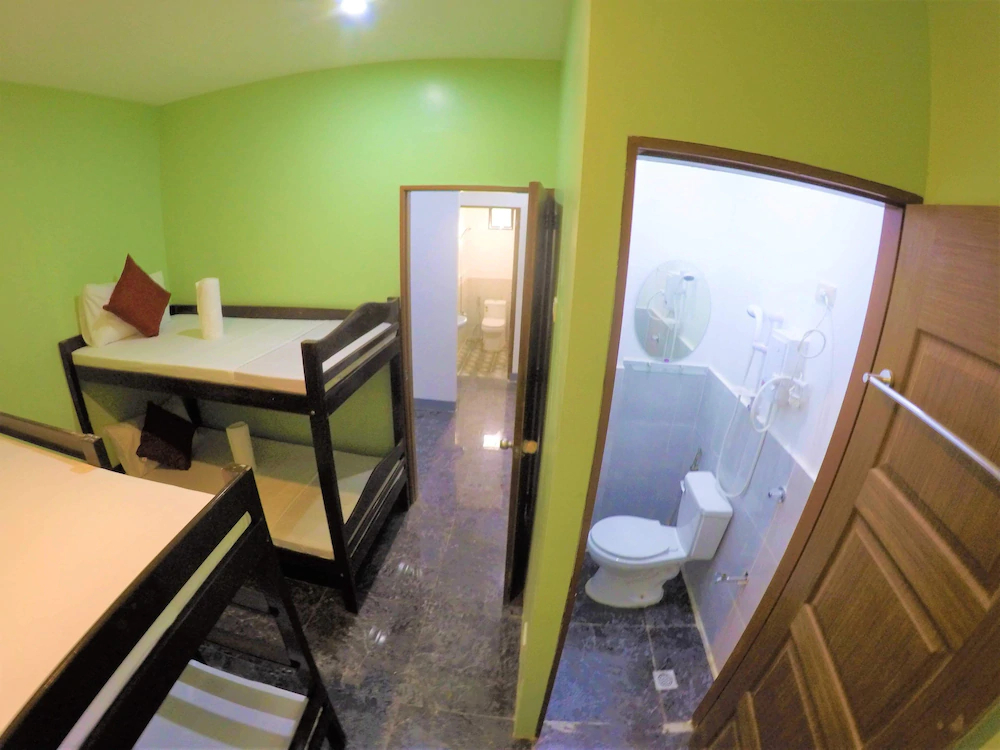 Filcan Hostel Coron