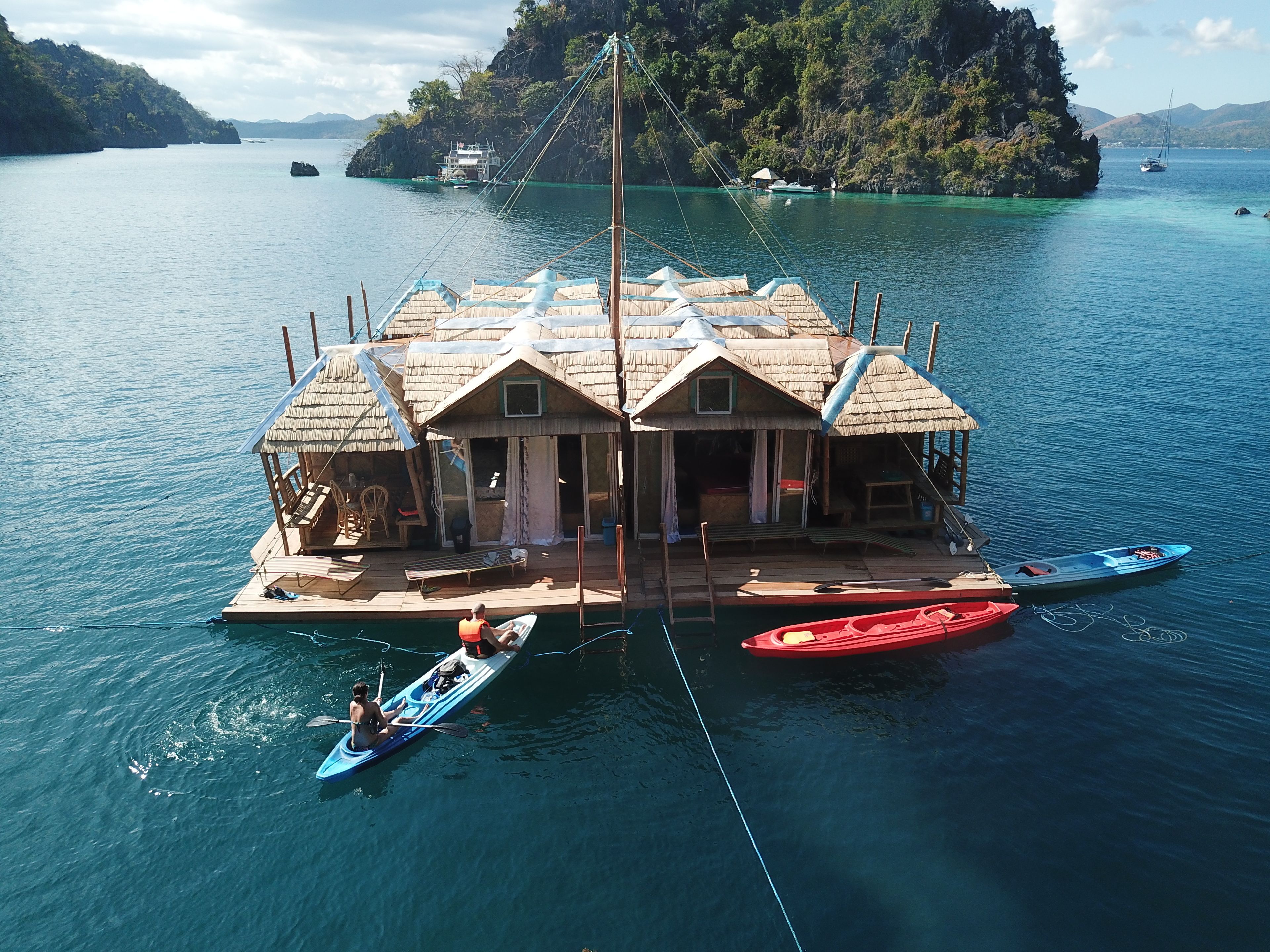 Paolyn Floating House Restaurant
