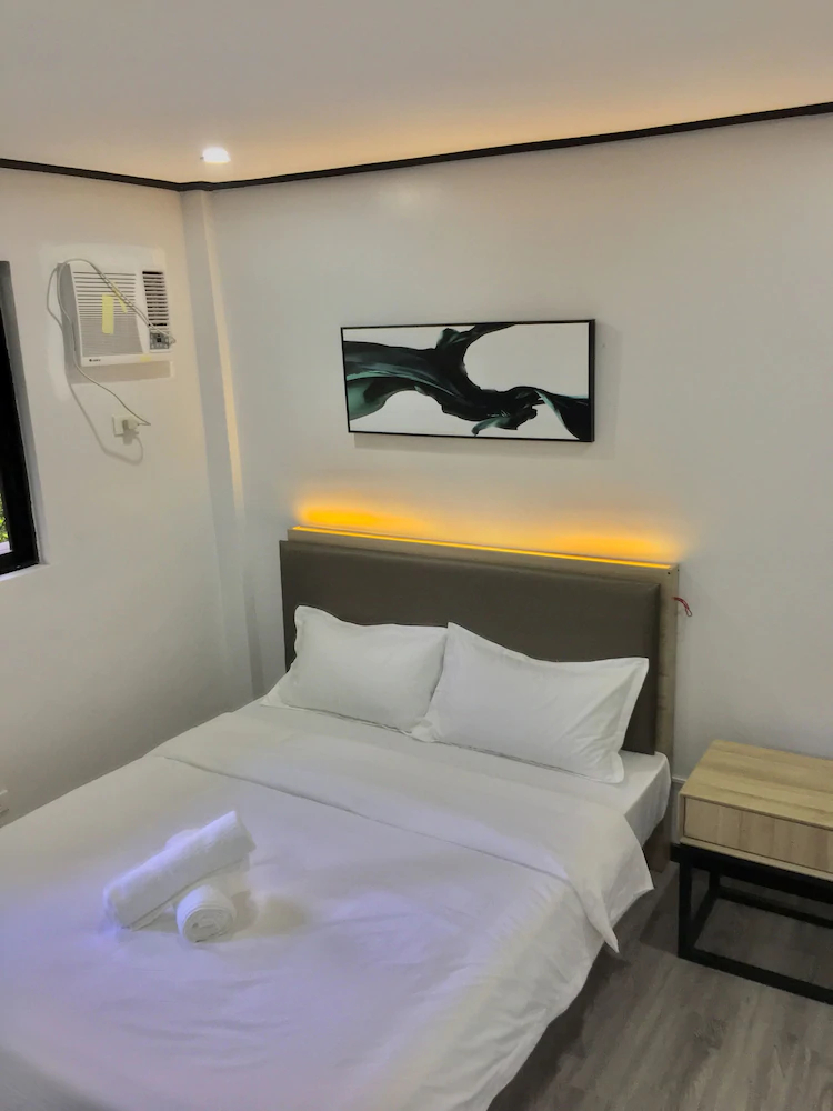Sailing Inn Coron