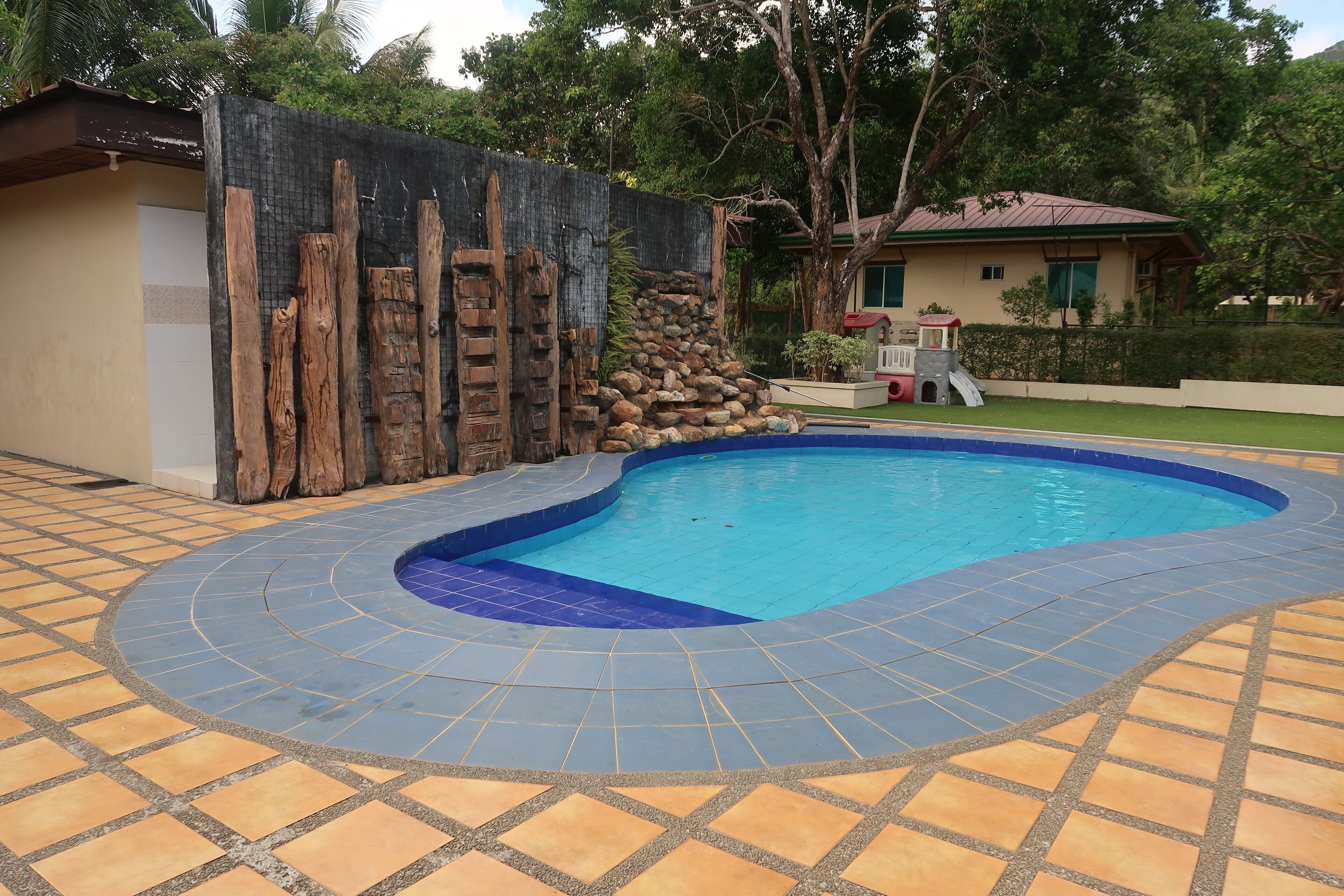Villa Marilyn Resort and Hotel