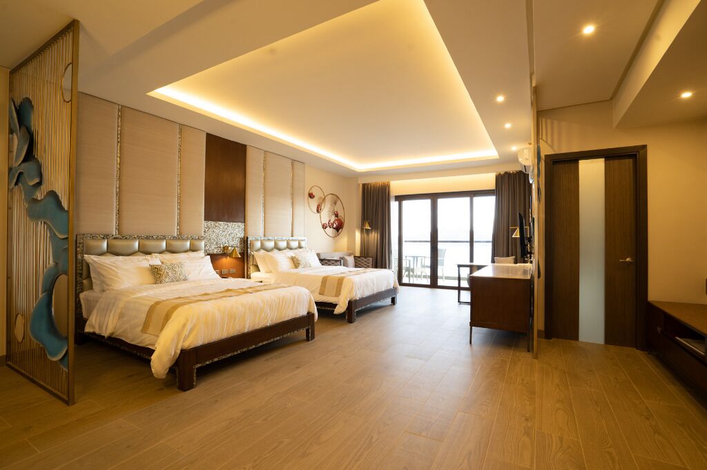 Zuri Resort