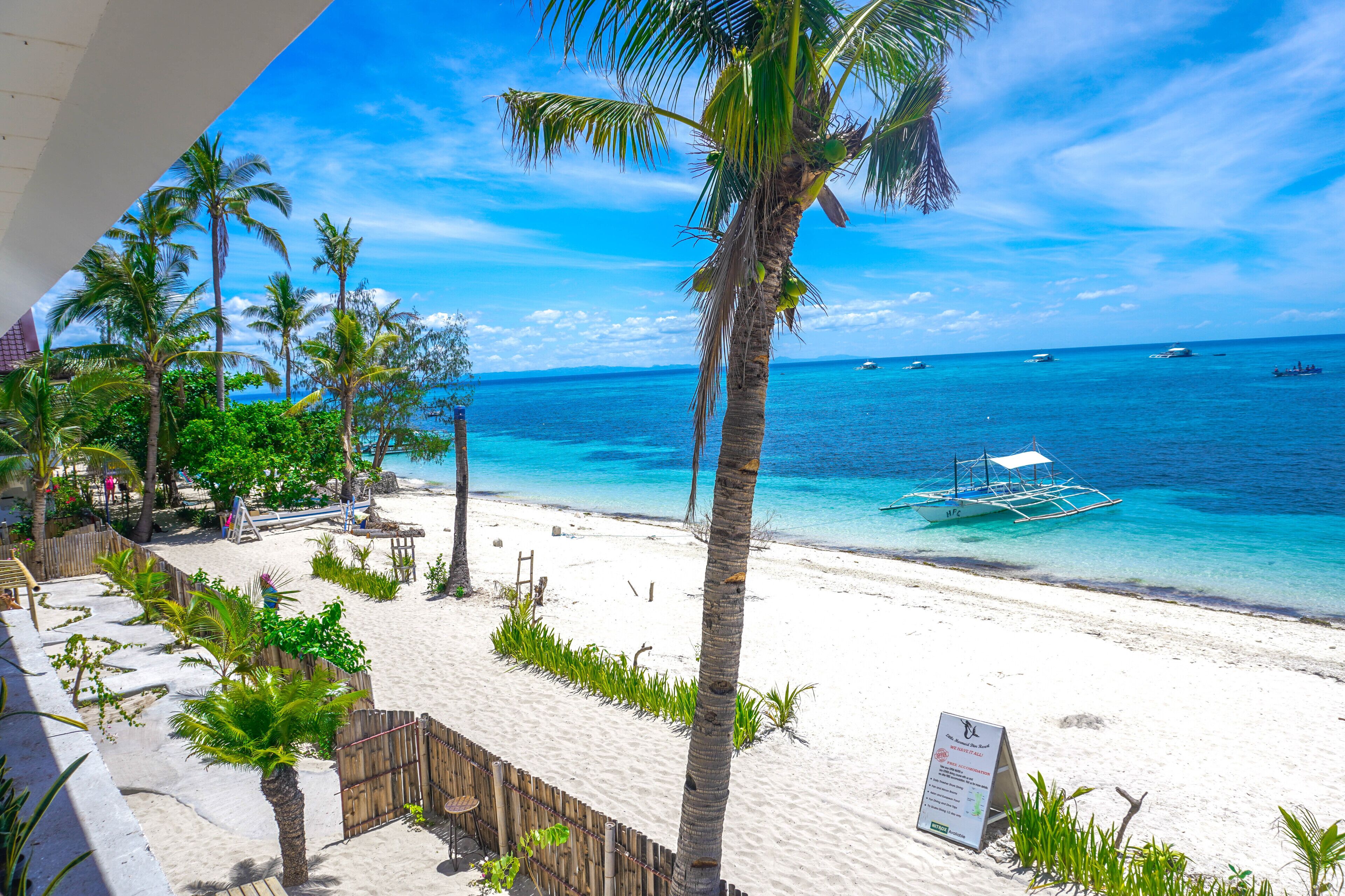 Little Mermaid Dive Resort by Cocotel