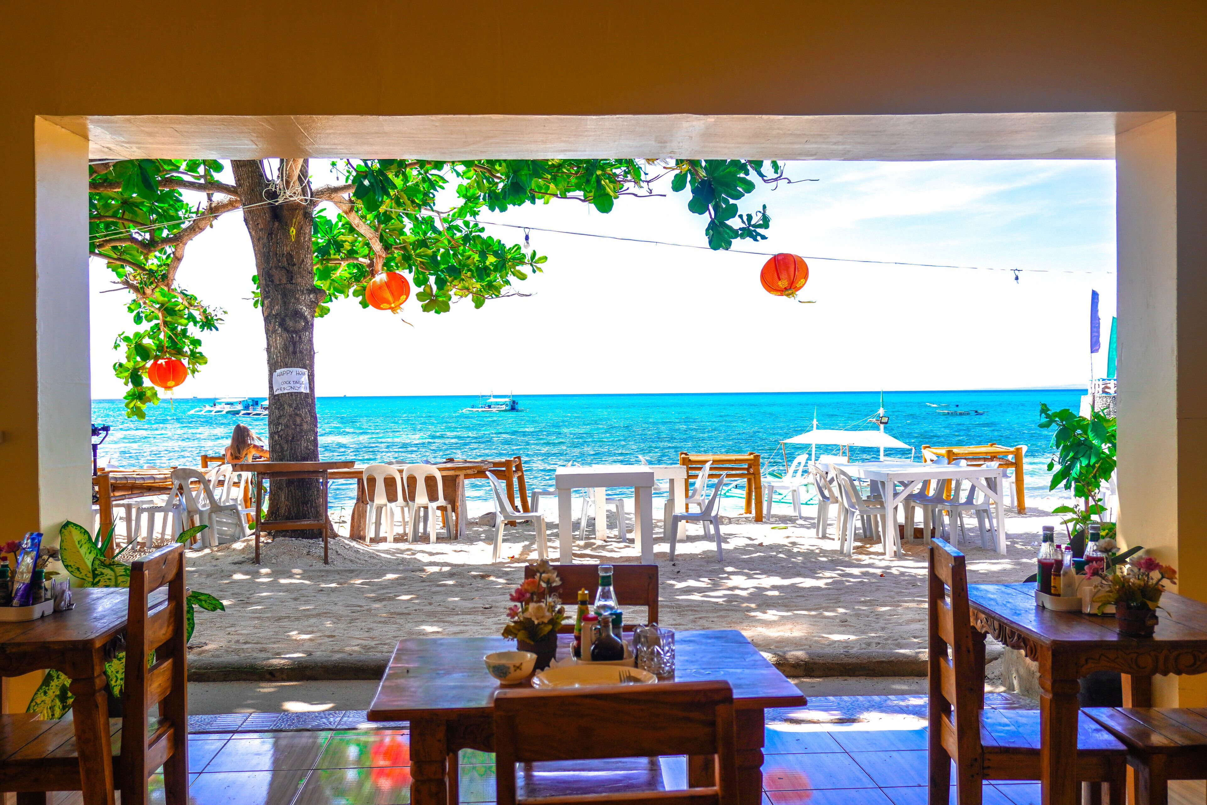 Mabuhay Thresher Dive Resort by Cocotel