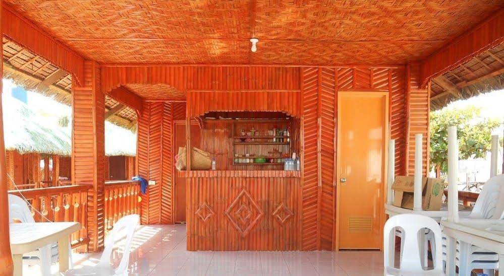 Mar and Em's Bamboo Cottages
