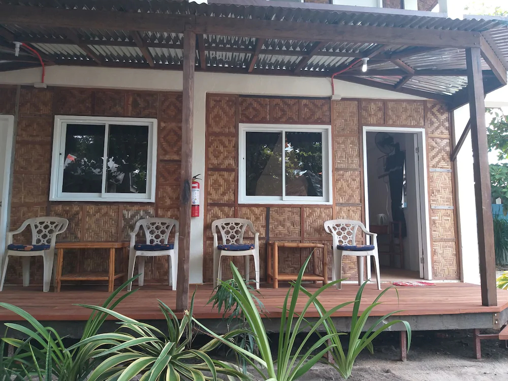 The Sharks Tail Dive Resort