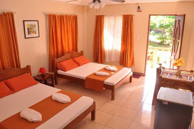 Slam’s Garden Dive Resort